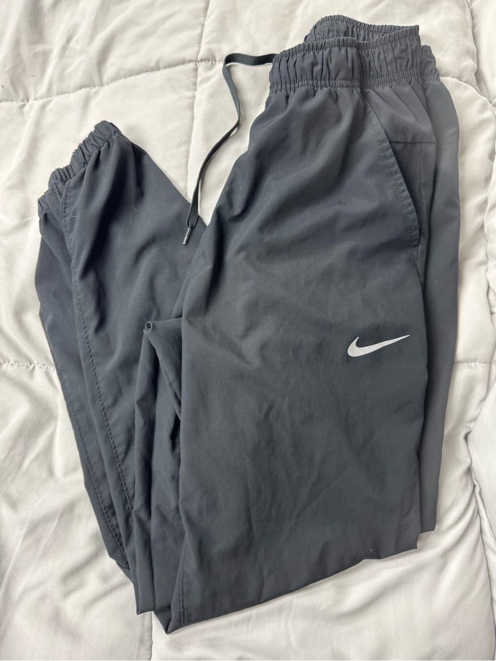 Nike Black Kids' Swoosh Lightweight Joggers
